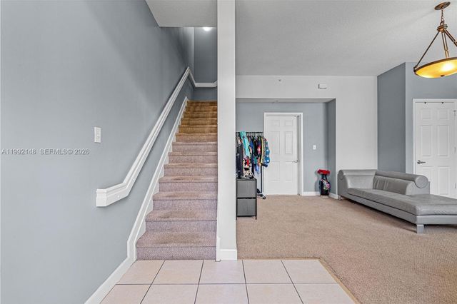 2134 Van Buren St 306, Hollywood, FL 33020