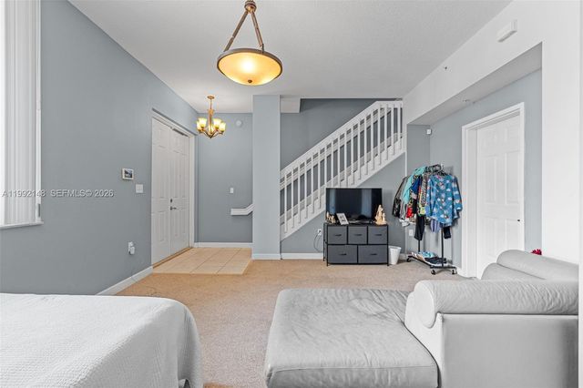 2134 Van Buren St 306, Hollywood, FL 33020