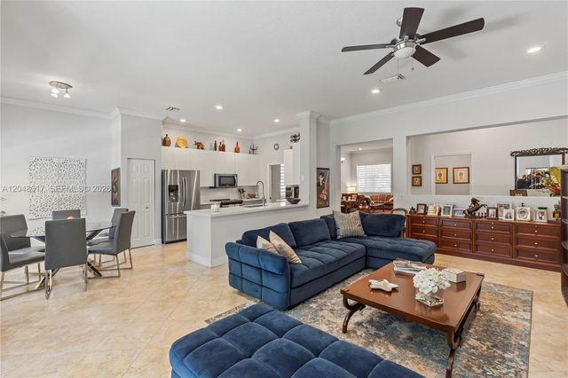 1097 Allamanda Way, Weston, FL 33327