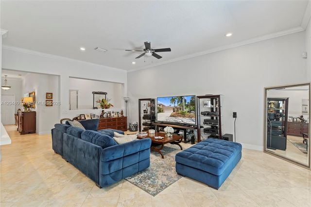 1097 Allamanda Way, Weston, FL 33327