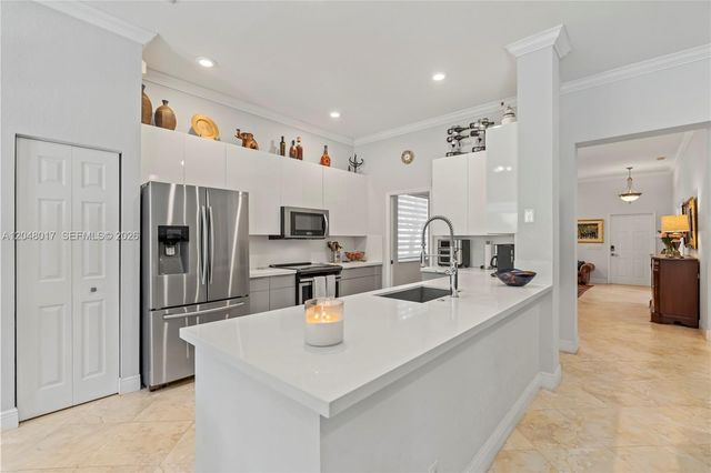 1097 Allamanda Way, Weston, FL 33327
