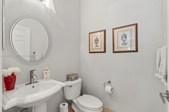 1097 Allamanda Way, Weston, FL 33327