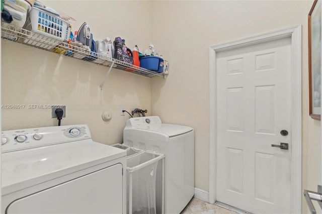 1097 Allamanda Way, Weston, FL 33327