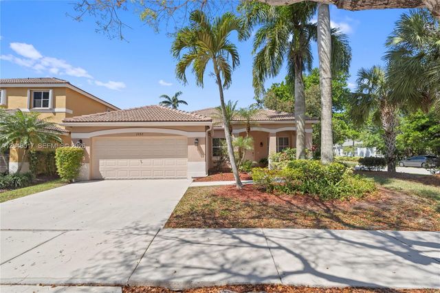 1097 Allamanda Way, Weston, FL 33327