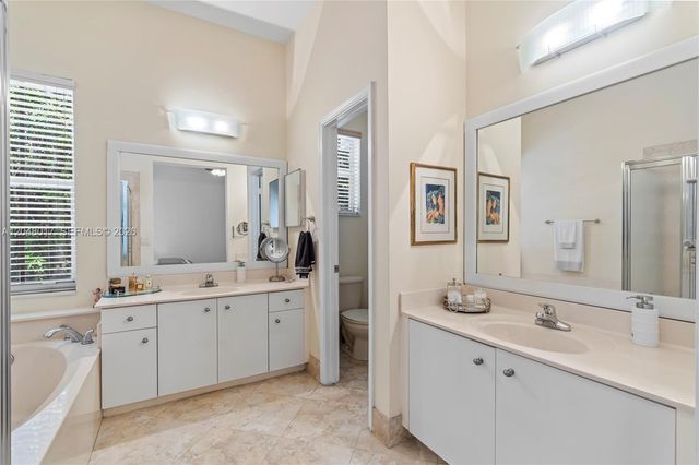 1097 Allamanda Way, Weston, FL 33327