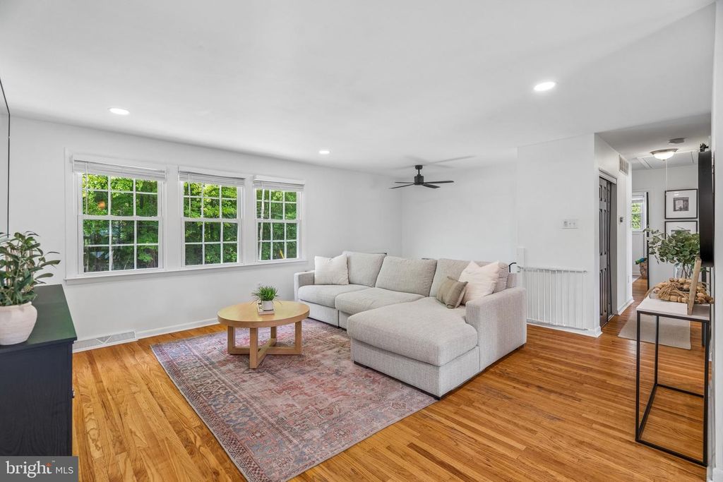 225 ACADEMY AVE, WOODBURY HEIGHTS, NJ 08097 — photo 5