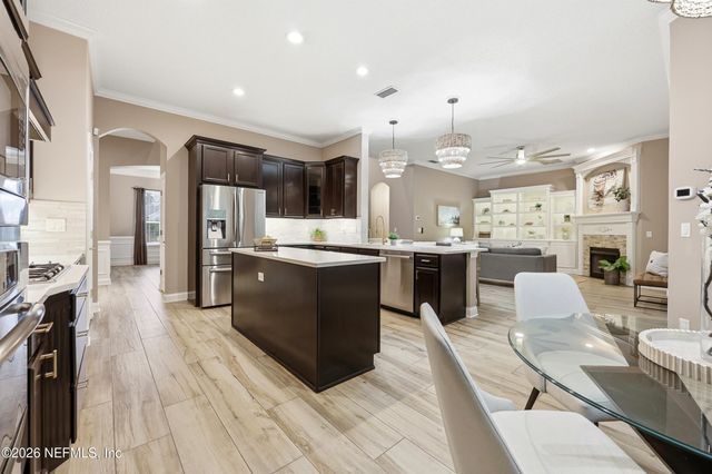 1940 DUMFRIES Court, St. Johns, FL 32259