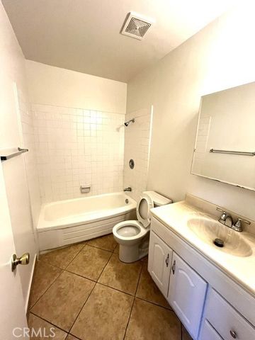 1777 Mitchell Avenue 80, Tustin, CA 92780