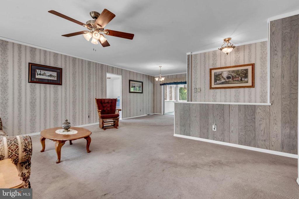 Image 3 of property listing at 1410 MARINER DR, Arnold, MD 21012
