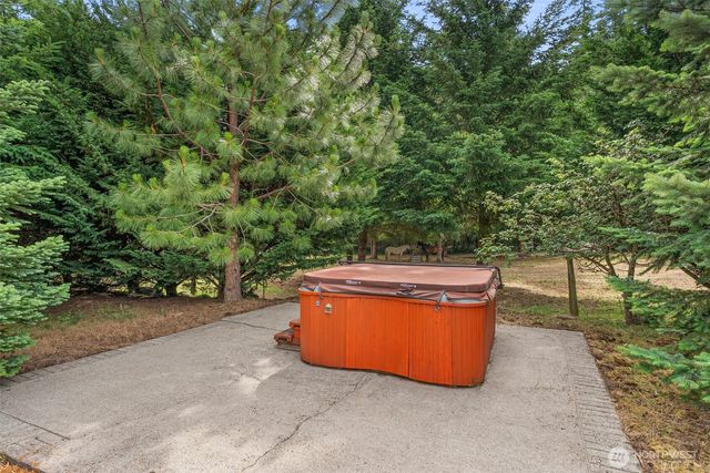 14628 SE Vail Cut Off Road, Rainier, WA 98576