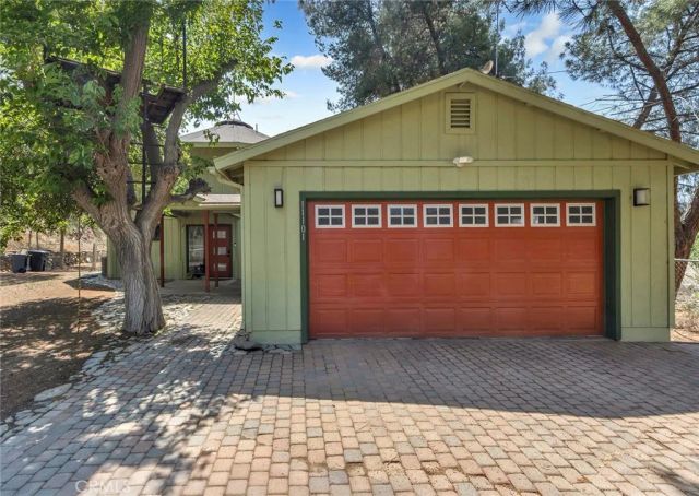 11101 Spanish Hills Dr, Corona, CA 92883