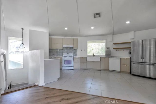 11101 Spanish Hills Dr, Corona, CA 92883