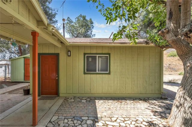 11101 Spanish Hills Dr, Corona, CA 92883