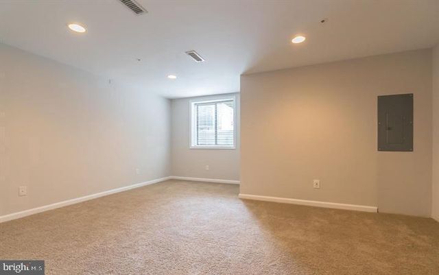 8533 FOUNTAIN VALLEY DR, Montgomery Village, MD 20886