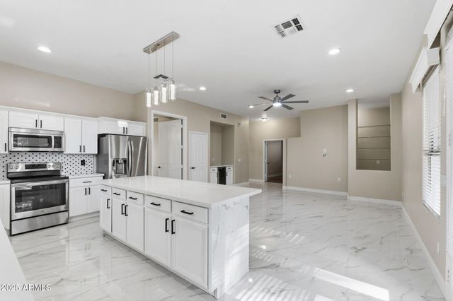 2225 W OLIVE Way, Chandler, AZ 85248