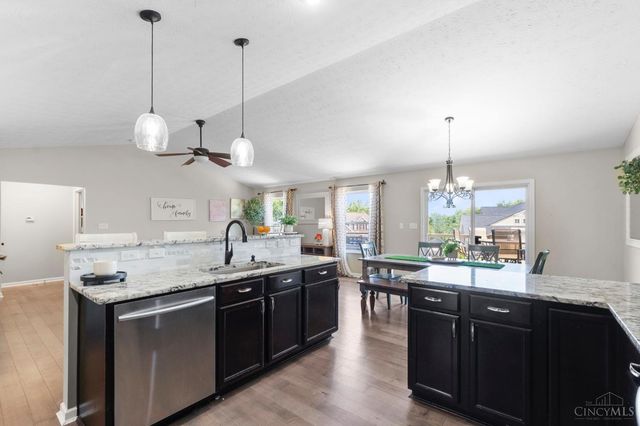 404 Brookhurst Drive, Monroe, OH 45050