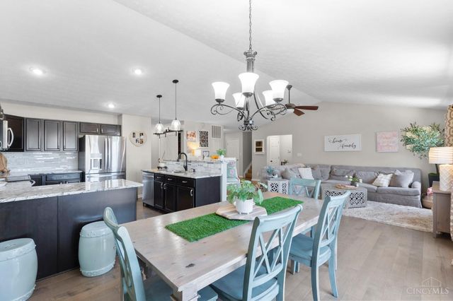 404 Brookhurst Drive, Monroe, OH 45050