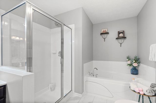 404 Brookhurst Drive, Monroe, OH 45050