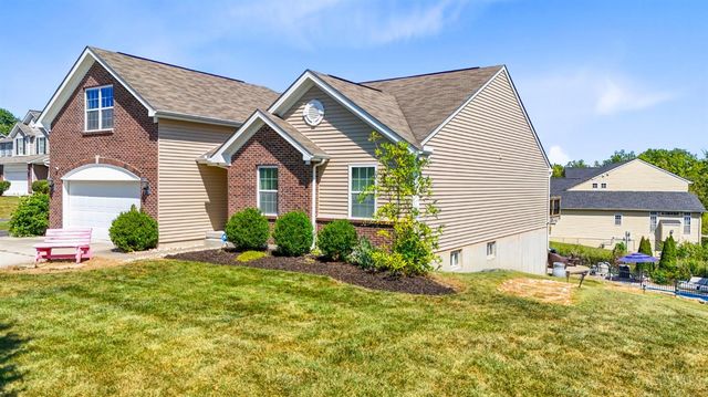 404 Brookhurst Drive, Monroe, OH 45050