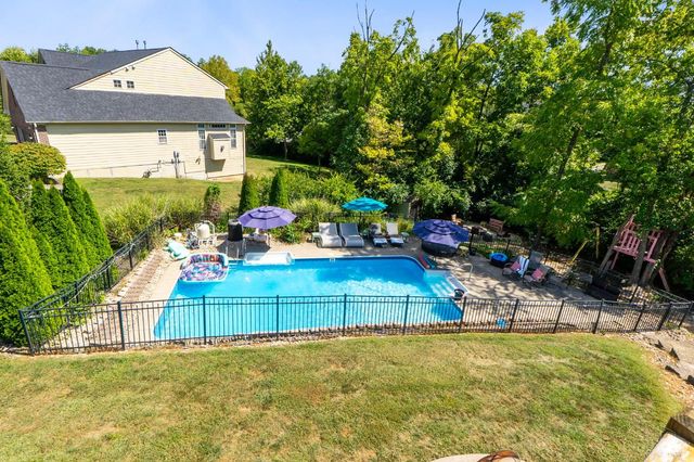 404 Brookhurst Drive, Monroe, OH 45050