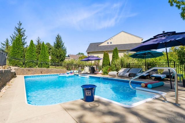 404 Brookhurst Drive, Monroe, OH 45050