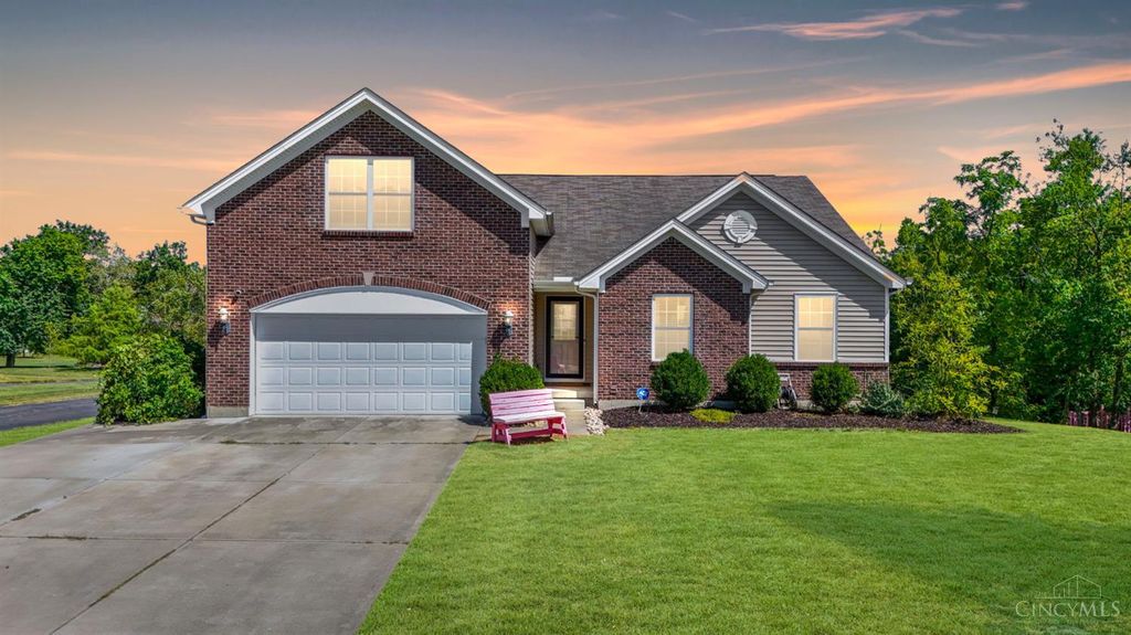 404 Brookhurst Drive, Monroe, OH 45050