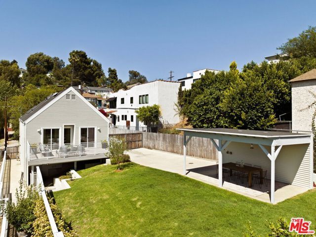 2112 Duane Street, Los Angeles, CA 90039