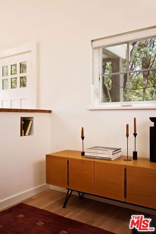 2112 Duane Street, Los Angeles, CA 90039