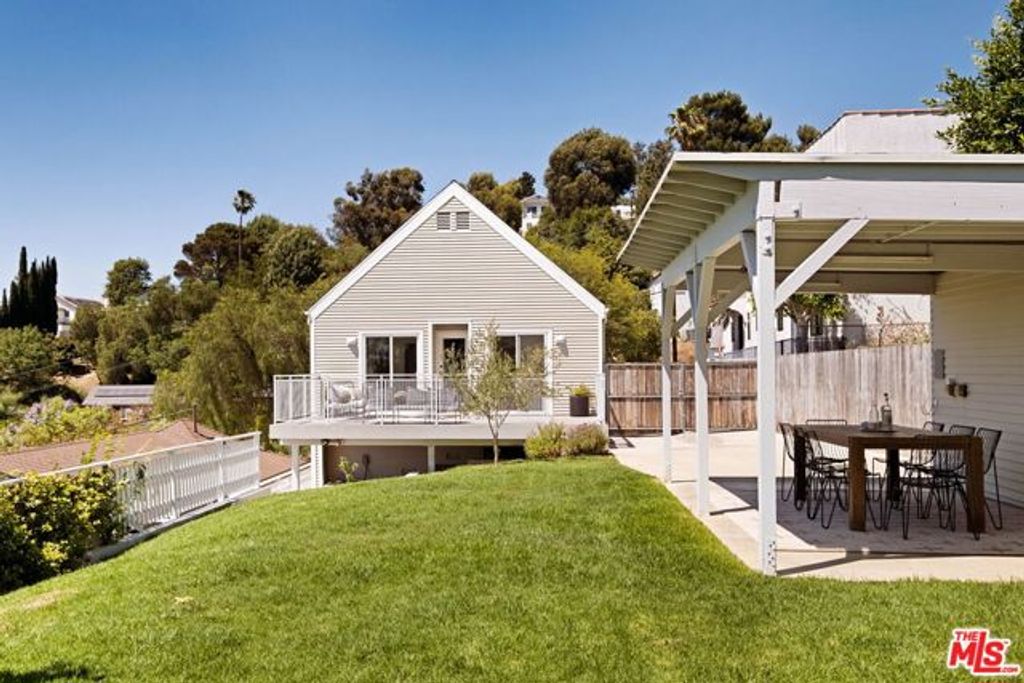 2112 Duane Street, Los Angeles, CA 90039
