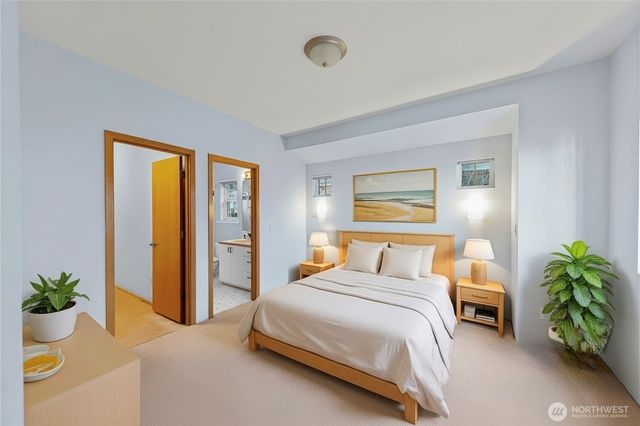 2337 West Beach Road, Oak Harbor, WA 98277