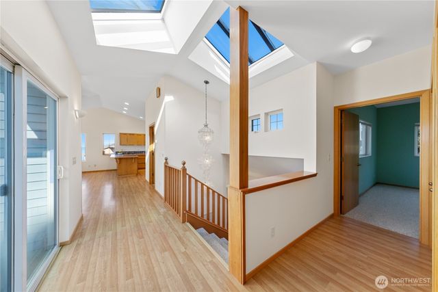 2337 West Beach Road, Oak Harbor, WA 98277