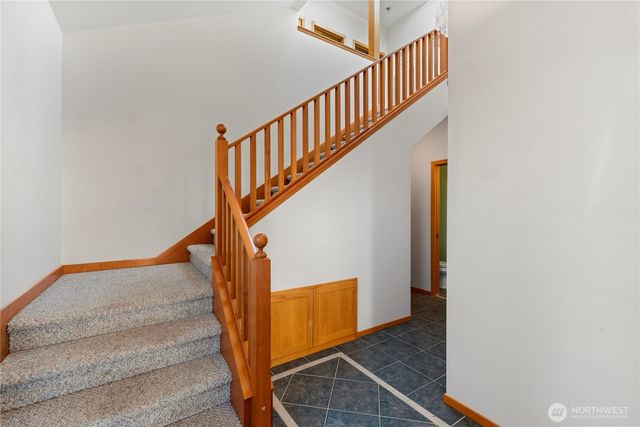 2337 West Beach Road, Oak Harbor, WA 98277