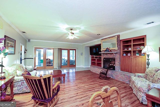 307 Chester Thomas Road, Springfield, GA 31329