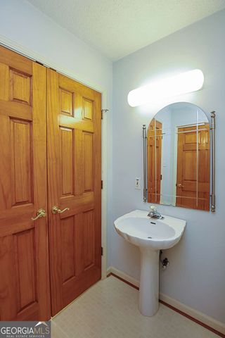 307 Chester Thomas Road, Springfield, GA 31329