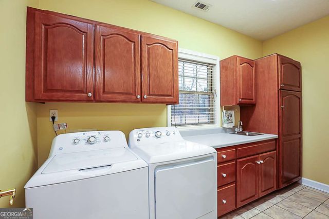 307 Chester Thomas Road, Springfield, GA 31329