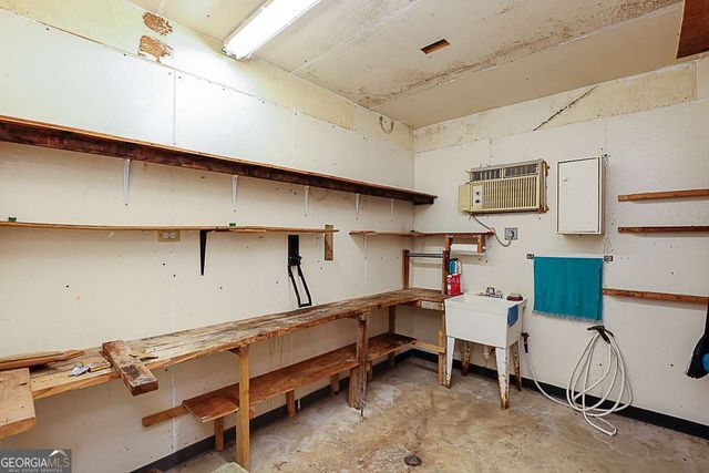 307 Chester Thomas Road, Springfield, GA 31329