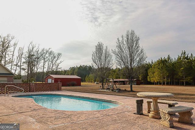 307 Chester Thomas Road, Springfield, GA 31329