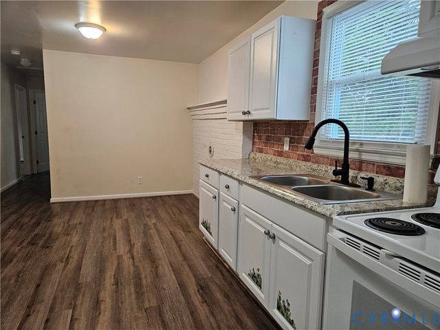 15726 Allen Dr, Dinwiddie, VA 23841