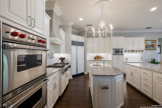 45 Champion Trail, San Antonio, TX 78258