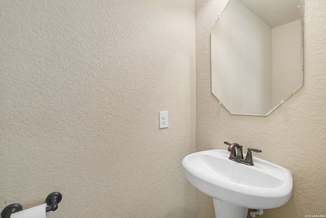 4506 El Bosque, San Antonio, TX 78253