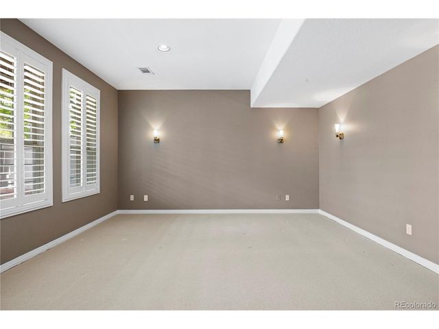 9843 Firestone Cir, Lone Tree, CO 80124