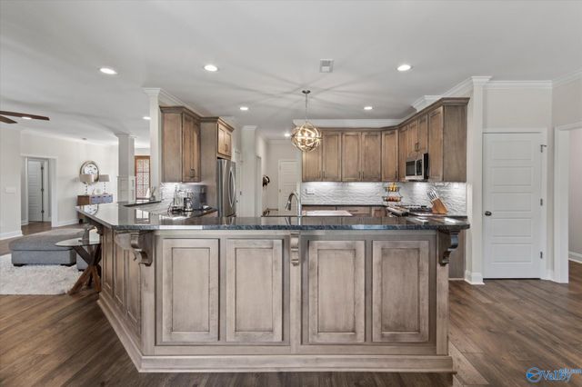 7440 Flint Crossing Circle, Owens Cross Roads, AL 35763