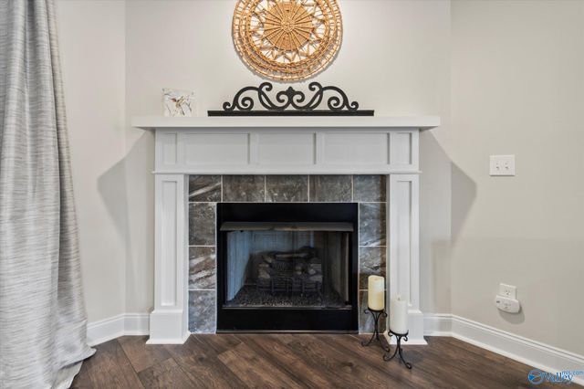 7440 Flint Crossing Circle, Owens Cross Roads, AL 35763