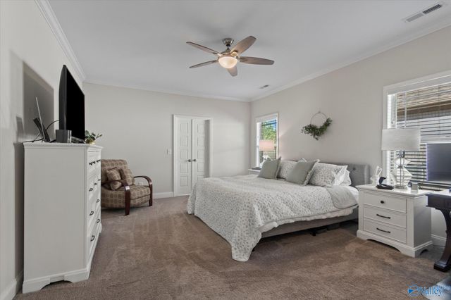 7440 Flint Crossing Circle, Owens Cross Roads, AL 35763