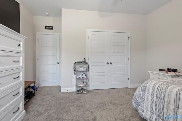 7440 Flint Crossing Circle, Owens Cross Roads, AL 35763