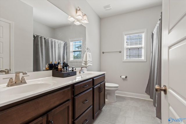 7440 Flint Crossing Circle, Owens Cross Roads, AL 35763