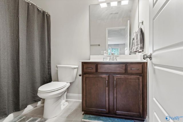 7440 Flint Crossing Circle, Owens Cross Roads, AL 35763