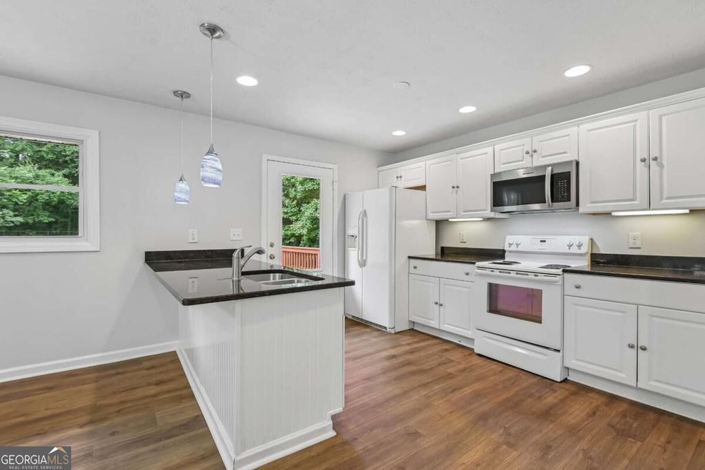 103 Marty Lane, Dallas, GA 30132 — photo 2