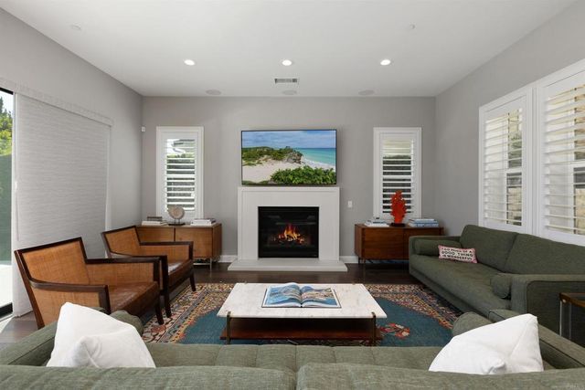 4725 Kentner Court, Carlsbad, CA 92010