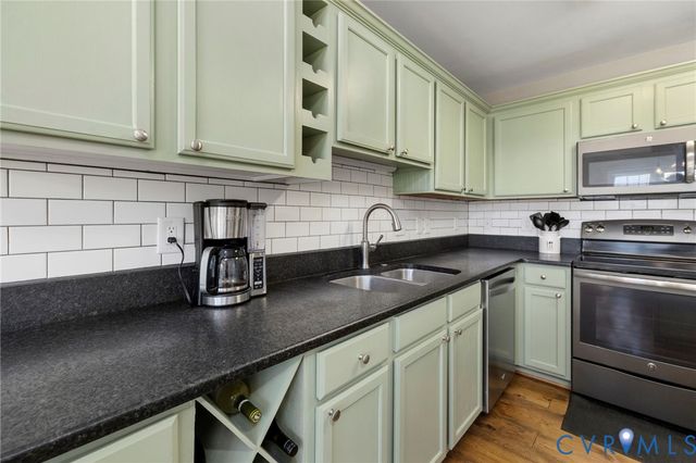6193 Dijon Dr, Mechanicsville, VA 23111